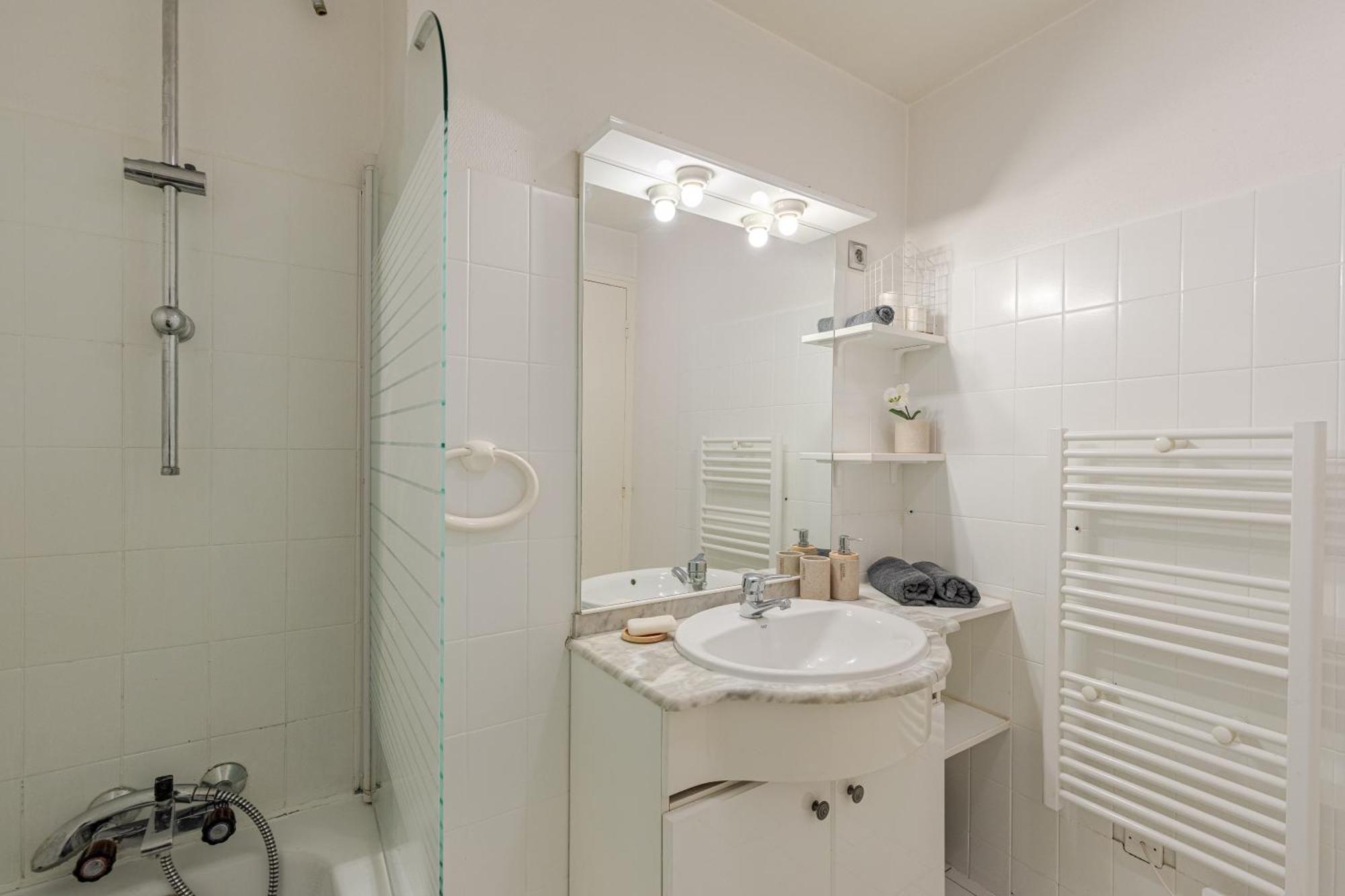 M1 Sweet Homes Angouleme L Secteur Centre Ville Remparts L Maison 1 Piece Avec Garage Prive - Animaux Acceptes Eksteriør bilde